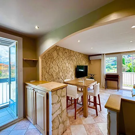 Casamea - Spacieux, Famille, Clim, 15min Apartment
